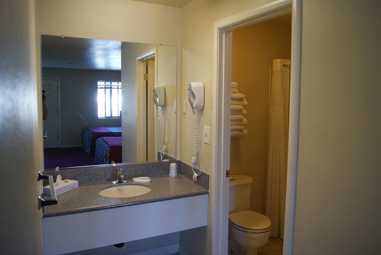 Travelers Motel Cottonwood Екстер'єр фото