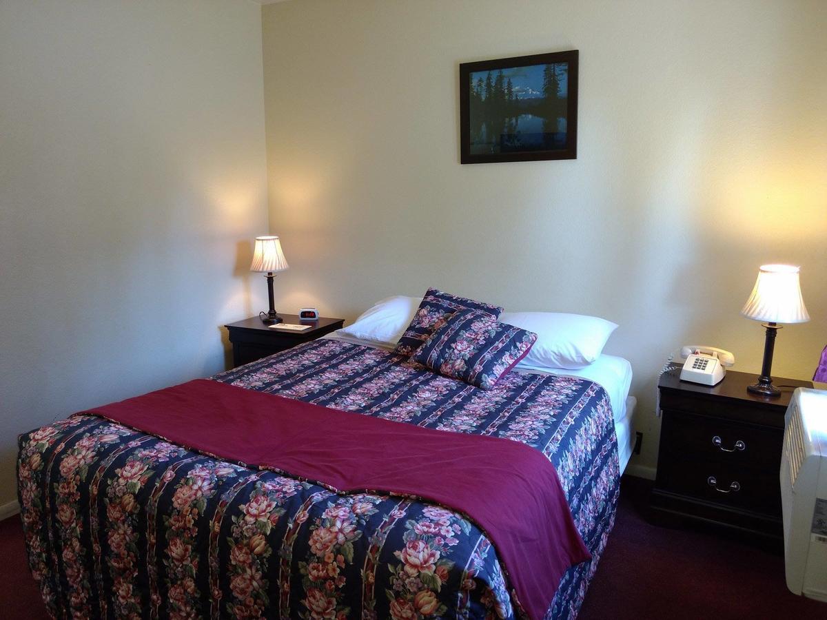 Travelers Motel Cottonwood Екстер'єр фото